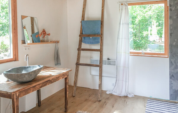 Semesterhus - Rockneby/Kalmar/Mönsterås , Sverige - S35674 701