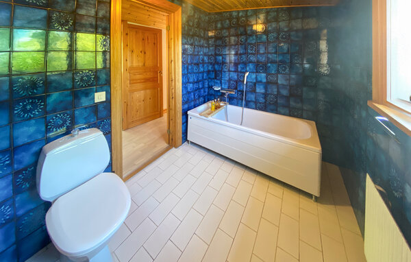 Semesterhus - Igelösa/Hagby , Sverige - S35696 702