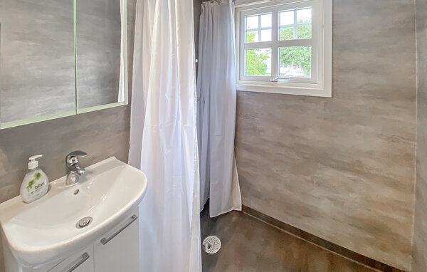 Holiday Home - Mönsterås/Mönsterås , Sweden - S35776 702