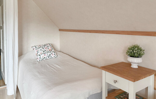 Holiday Home - Mönsterås/Ålem , Sweden - S35782 602