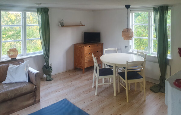 Semesterhus - Högsby , Sverige - S35886 302