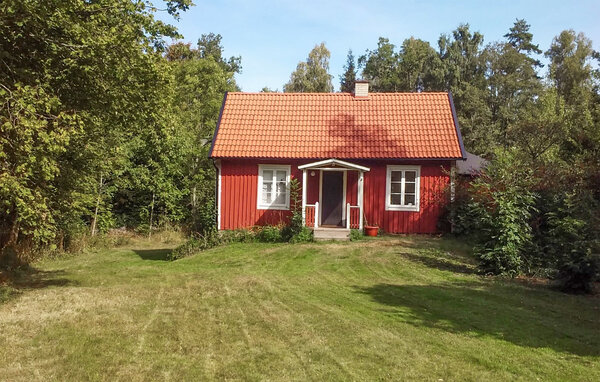 Semesterhus - Toragärde/Påryd , Sverige - S36023 81