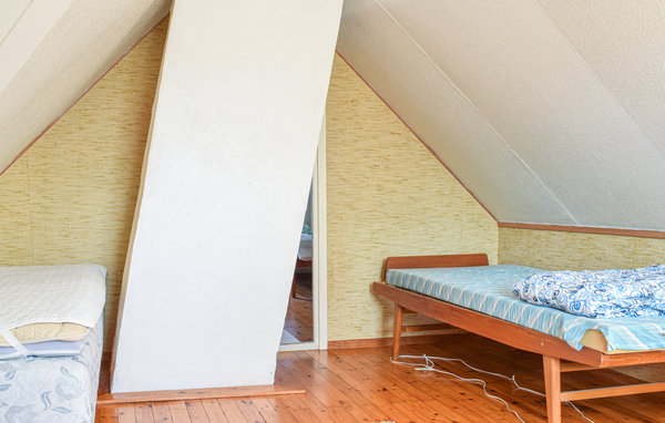 Semesterhus - Löttorp , Sverige - S41432 603