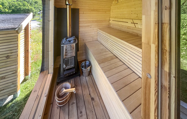 Semesterhus - Stenninge , Sverige - S41551 802