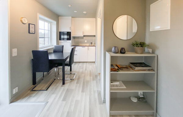 Semesterhus - Färjestaden/Långrälla , Sverige - S41933 3