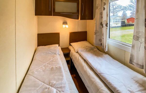 Semesterhus - Färjestaden/Eriksöre , Sverige - S41974 602