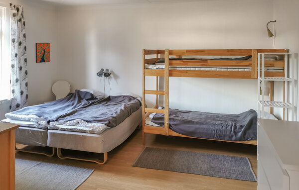 Holiday Home - Klintehamn , Sweden - S42584 8