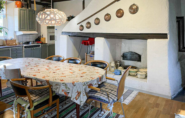 Holiday Home - Vallstena , Sweden - S42729 401