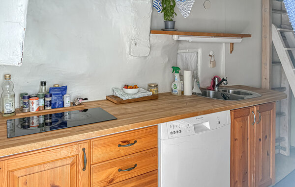 Holiday Home - Visby Innerstad, Botaniska trä , Sweden - S42851 7