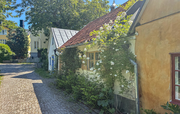 Holiday Home - Visby Innerstad, Botaniska trä , Sweden - S42851 81