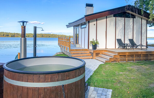 Semesterhus - Strängnäs , Sverige - S44963 5