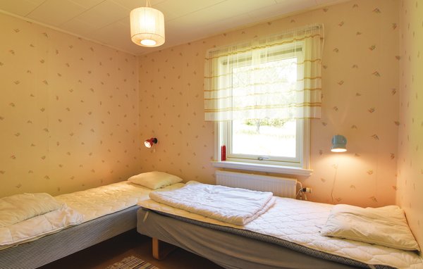Semesterhus - Torrskog/Bengtsfors , Sverige - S45166 601