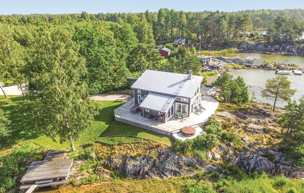 Holiday Home - Mellerud , Sweden - S45239 1