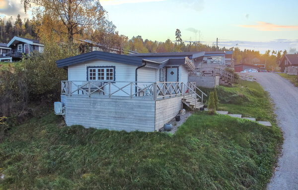 Semesterhus - Lilla Edet / Ryrsjön , Sverige - S50043 81