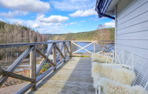 Semesterhus - Lilla Edet / Ryrsjön , Sverige - S50043 8