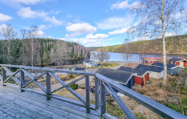 Semesterhus - Lilla Edet / Ryrsjön , Sverige - S50043 9