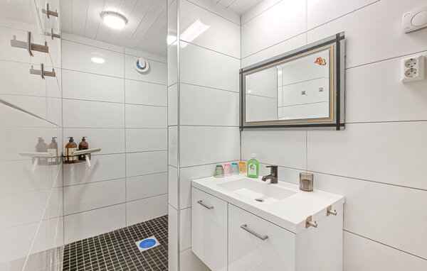 Apartamento - Alingsås , Suecia - S50049 701