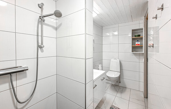 Apartamento - Alingsås , Suecia - S50049 702