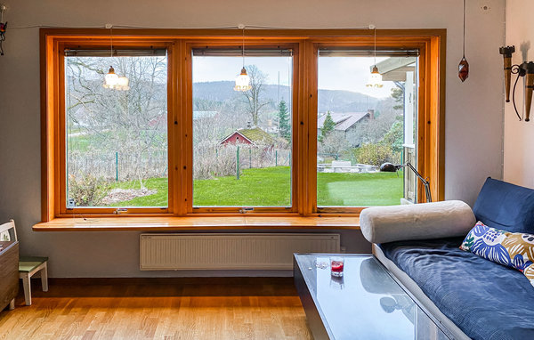 Semesterhus - Hällingsjö , Sverige - S50450 301