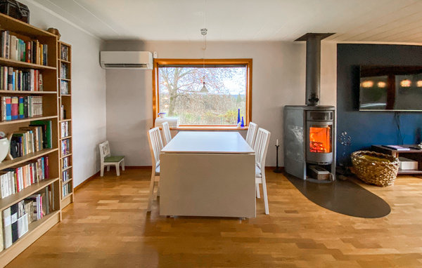 Semesterhus - Hällingsjö , Sverige - S50450 4