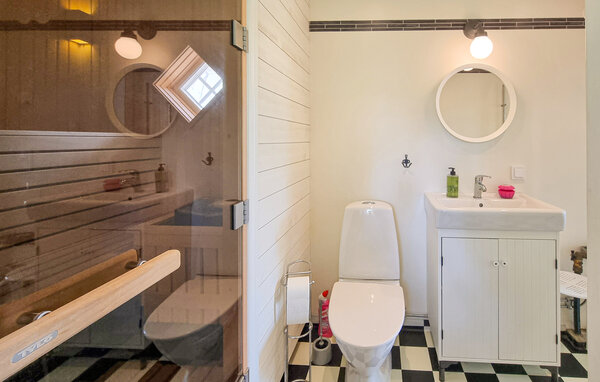 Semesterhus - Grästorp , Sverige - S50692 702