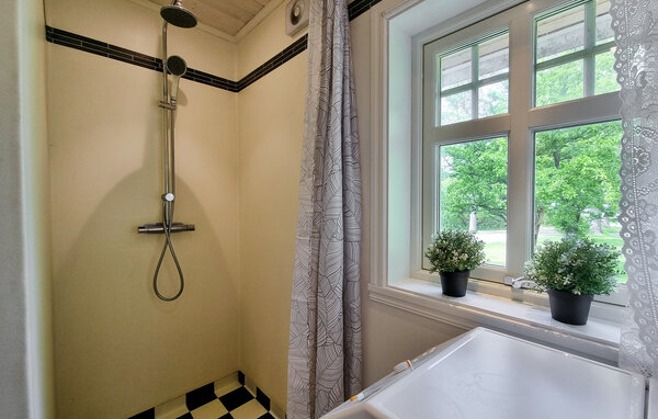 Semesterhus - Grästorp , Sverige - S50692 703