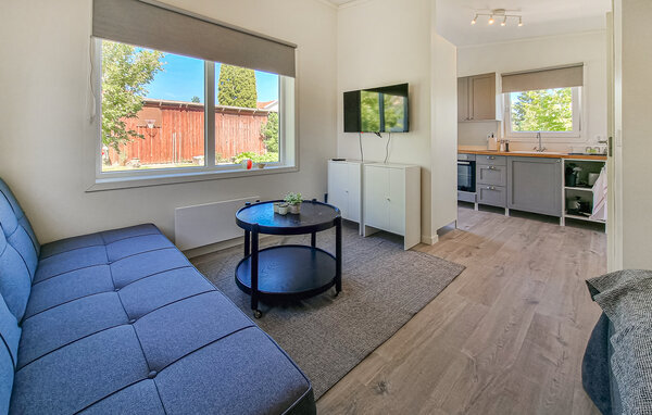 Semesterhus - Vara , Sverige - S50694 3