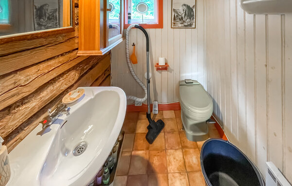 Semesterhus - Tostared , Sverige - S50695 703