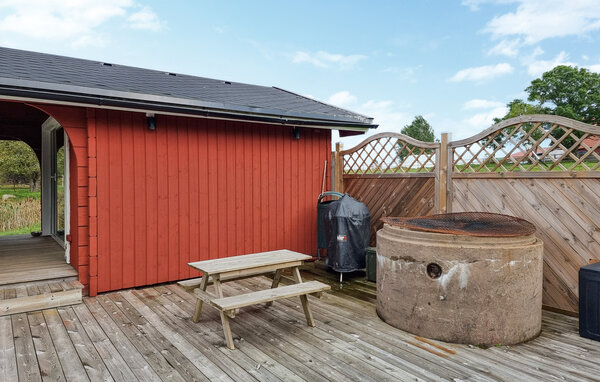 Semesterhus - Hökensås , Sverige - S50709 103