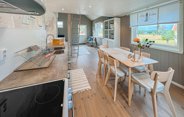 Semesterhus - Mariestad , Sverige - S50725 401