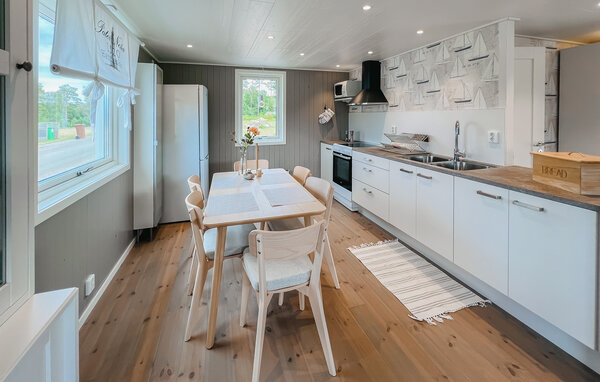 Semesterhus - Mariestad , Sverige - S50725 5