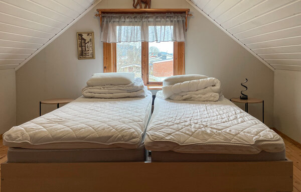 Semesterhus - Östra Frölunda , Sverige - S50887 9