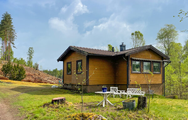 Semesterhus - Ekefors/Rönnbacka , Sverige - S50893 81