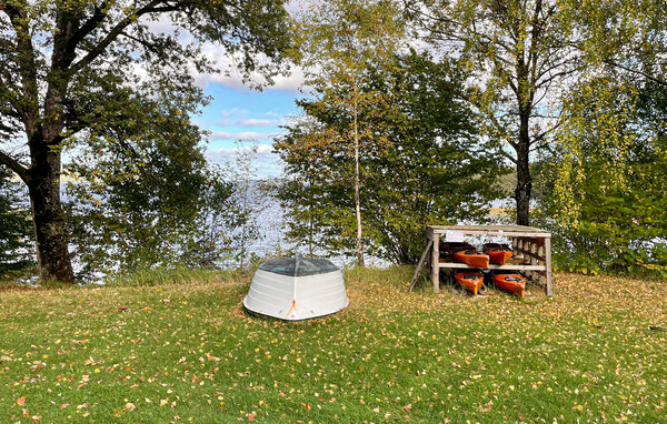 Holiday Home - Eskekärr Säteri - Rävaberget , Sweden - S50900 101