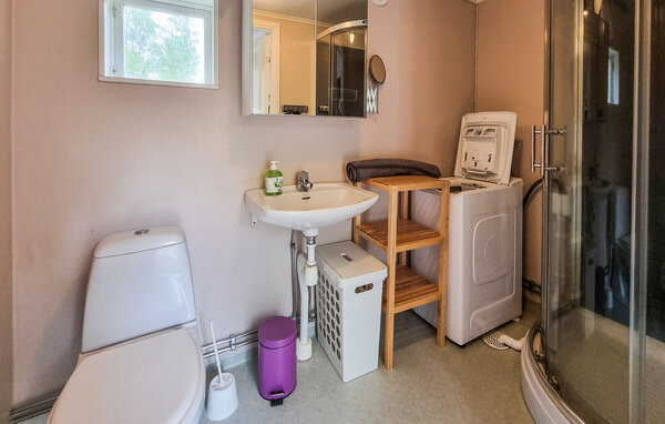 Semesterhus - Tvärred , Sverige - S50908 701