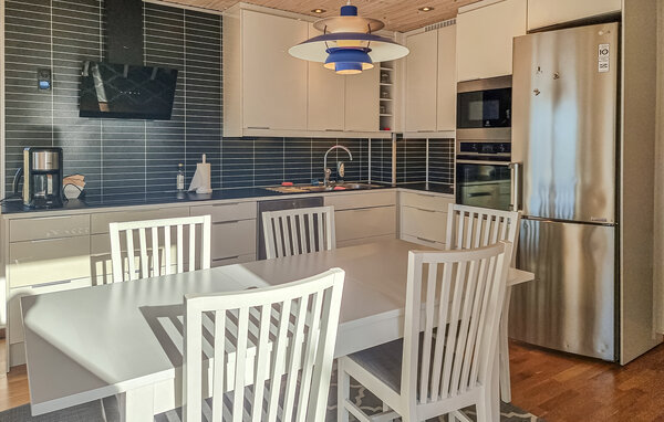 Feriehus - Uddevalla , Sverige - S54679 401