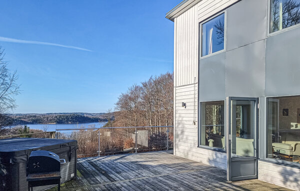 Feriehus - Uddevalla , Sverige - S54679 1