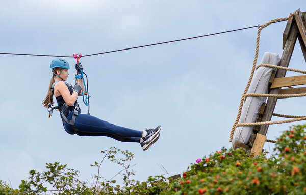 Apartman - Tjörnbro Arena , Svedska - S54742 902