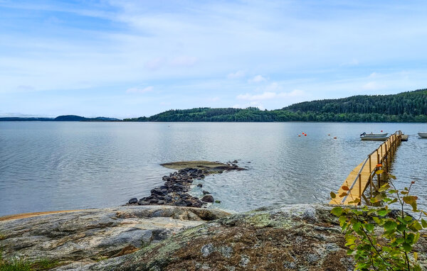 Semesterhus - Uddevalla , Sverige - S54752 102
