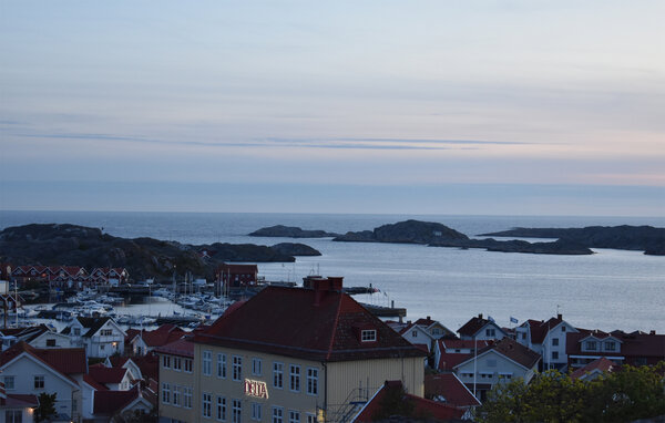 Semesterhus - Skärhamn , Sverige - S55111 906