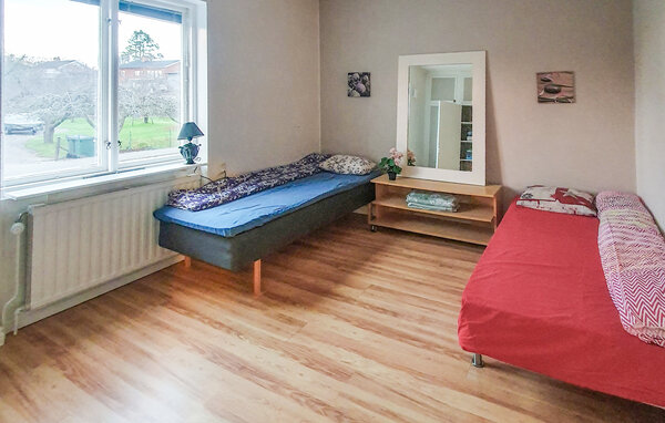 Semesterlägenhet - Finspång , Sverige - S60296 602