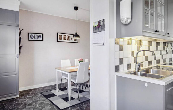 Semesterlägenhet - Finspång , Sverige - S60296 402