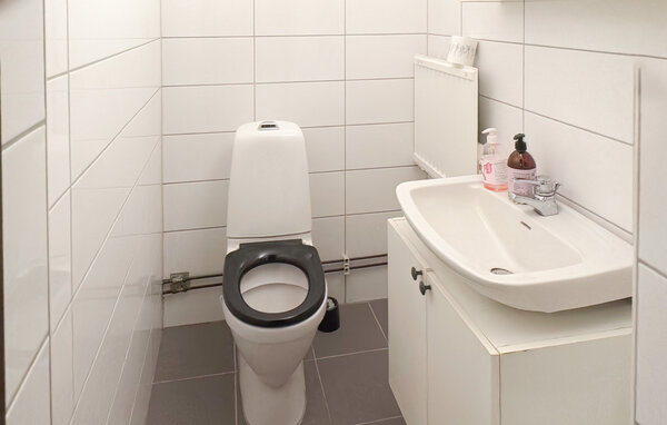 Semesterhus - Motala Linköping , Sverige - S60299 701