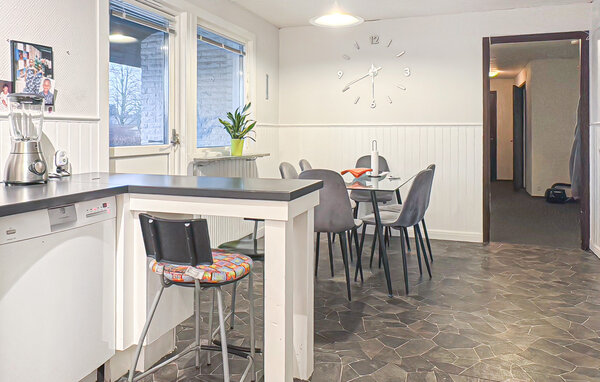 Semesterhus - Motala Linköping , Sverige - S60299 402