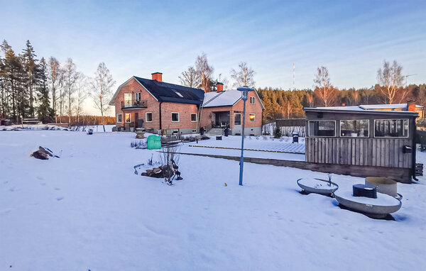 Holiday Home - Ljusfallshammar , Sweden - S60384 82
