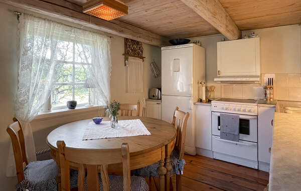 Semesterhus - Askersund/Norra Hunna , Sverige - S64125 401