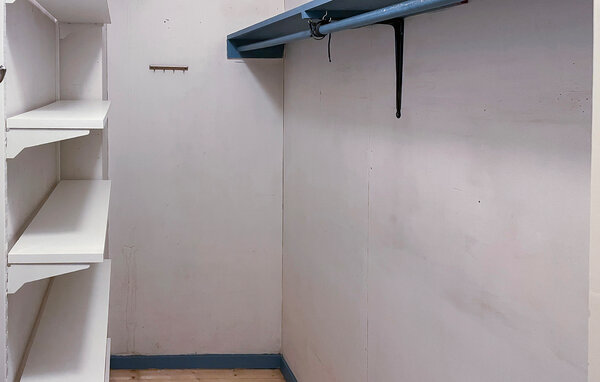 Semesterhus - Lindesberg , Sverige - S64172 502