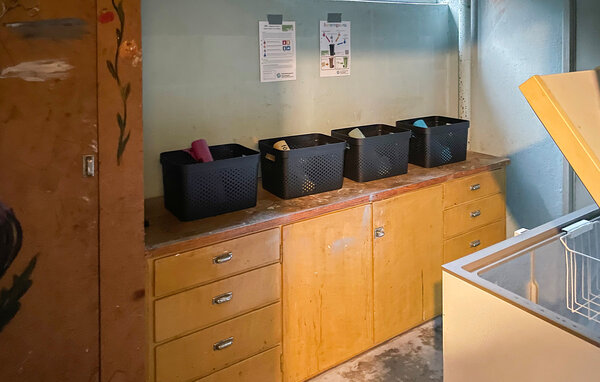 Semesterhus - Lindesberg , Sverige - S64172 503