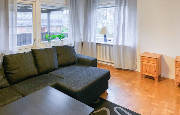 Semesterhus - Lindesberg , Sverige - S64172 301