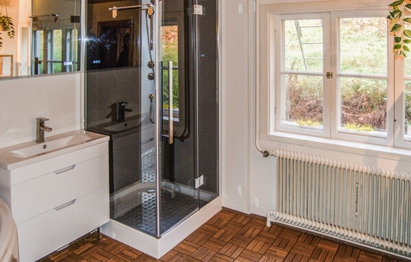 Semesterhus - Kopparberg , Sverige - S64351 701